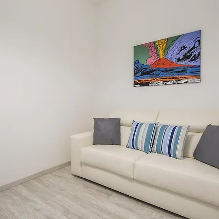 招待所 索伦托花卉套房 4*